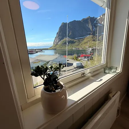 Viewpoint House *
